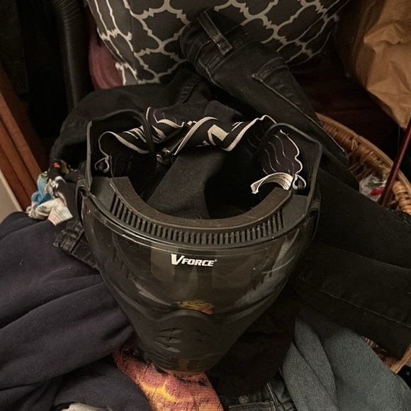 V force scropion force paintball mask color kencaid black 60$ obo - Picture 3 of 3